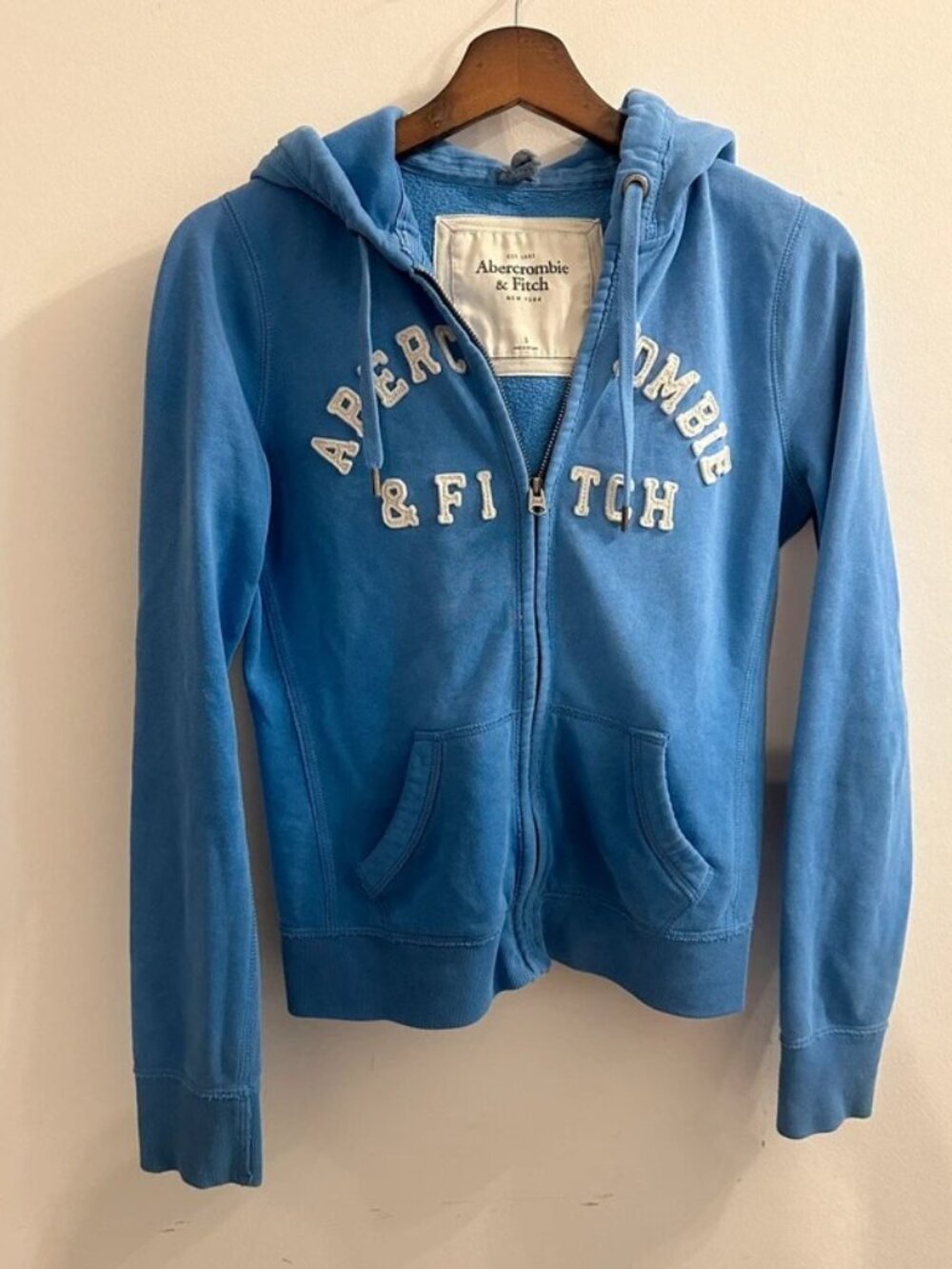 Light Blue Women’s Zip-Up Hoodie with Embroidered Lettering, Size S